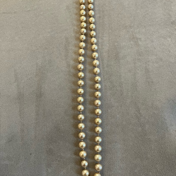 Antique high quality 10 mm cultured pearls. 14k gold. 12” Champagne colour. - Picture 6 of 7